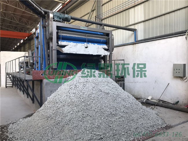 廣東佛山鋁業鋁材廠帶式壓濾機處理現場 7