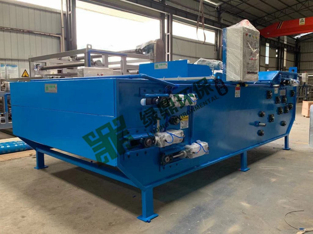 標準緊湊款帶式壓濾機工廠污泥處理設備 8